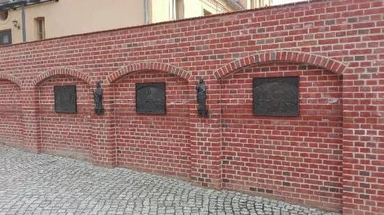 Bronzerelief "Die Pramonstratenser"