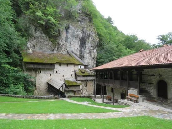 Manastir Crna Reka