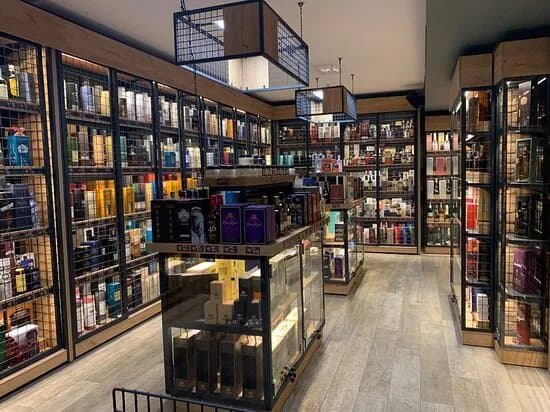 Dom Whisky Online - retail shop in Wroclaw