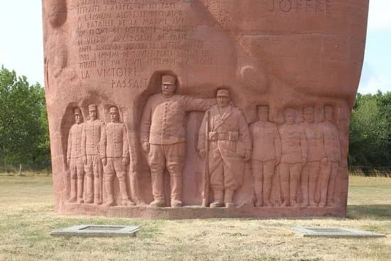 Memorial De Mondement