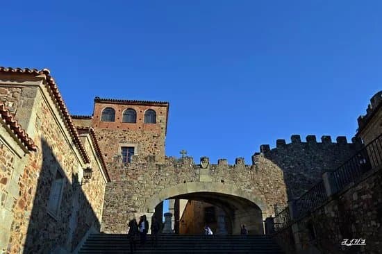Arco de la Estrella (Star Arch)