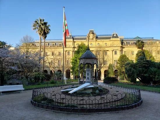 Gipuzkoa plaza