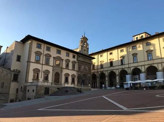 Palazzo Logge Vasari