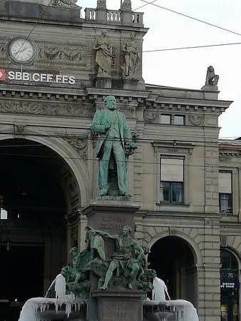 Alfred Escher Statue