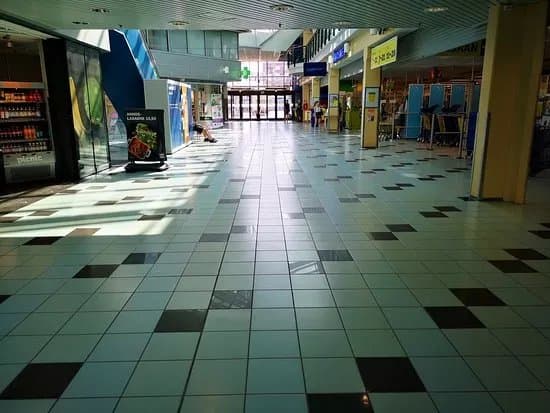 Hansa Shopping Center