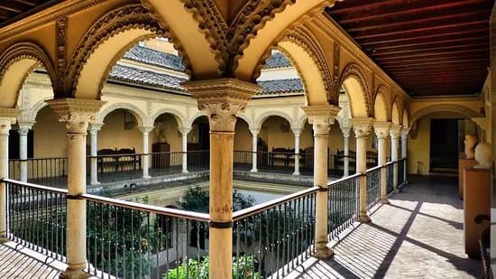 Real Academia de Bellas Artes de Santa Isabel de Hungria