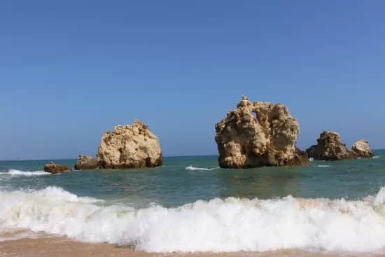 Praia de Arrifes