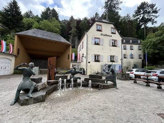 Le Badigeonneur, Le Musicien, Le Fou