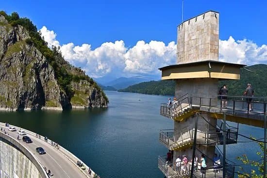 Vidraru Dam