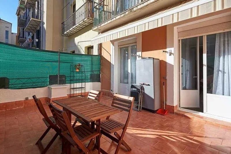 Apartamento con Terraza en el Casco Antiguo de Pamplona - Ayla San Fermín