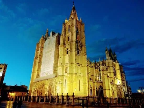 Catedral Santa Maria De Leon