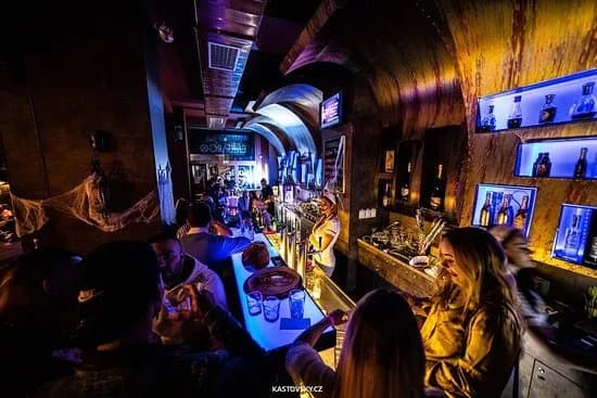 Embargo - cafe & music club