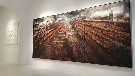 Minima Gallery