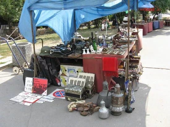Antique and Artisan Fair
