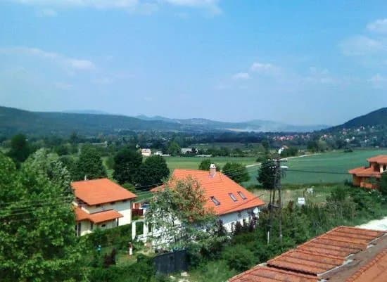 Kettospince Apartmanhaz