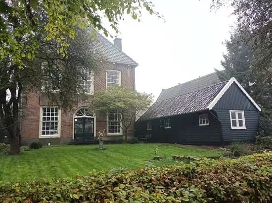 Raadhuis & Waag Kuinre (18e eeuw)