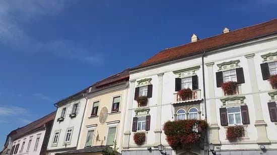 Slovenski trg Square