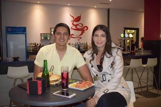 Ambigu Lounge Cafe
