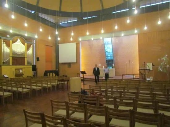 Holmlia Church