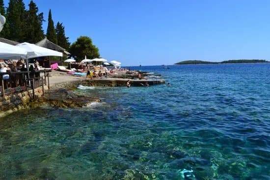 Hula Hula Hvar Beach Bar