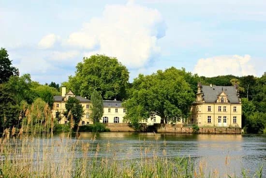 Schloss Glienicke