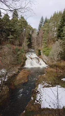 Dess Waterfall