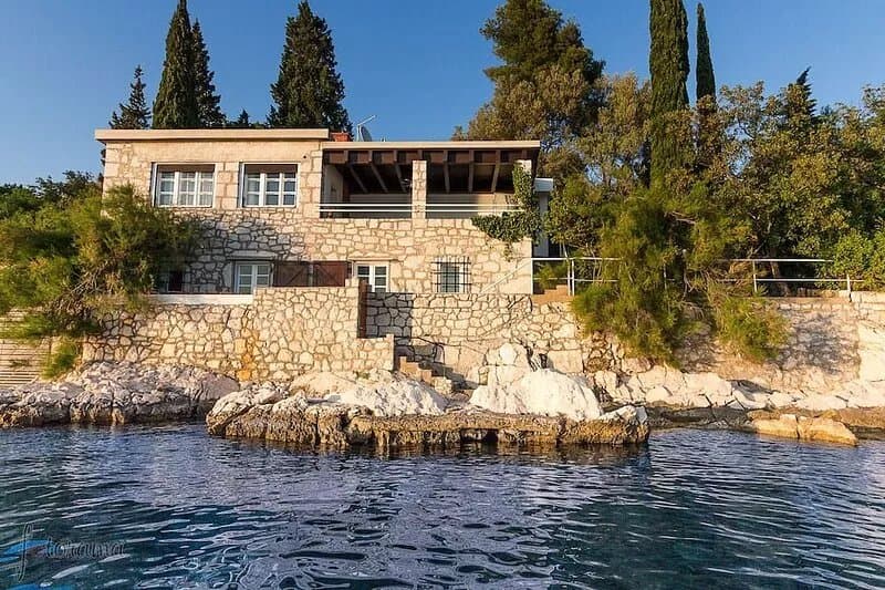 Villa on the beach - House Marija