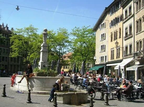 Place Bourg Du Four