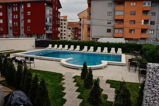 Poseidon Pool Bar