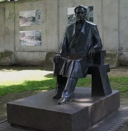 Monument of President Kazys Grinius