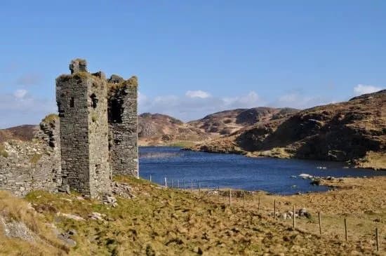 Three Castle Head