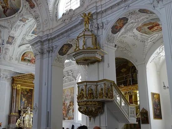 Pfarrkirche St. Quirinus