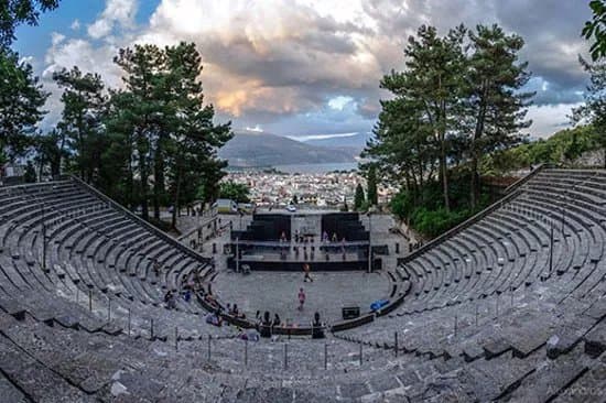 Outdoor theater EHM - Frotzou