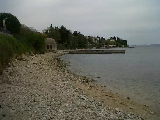 Kolovare Beach