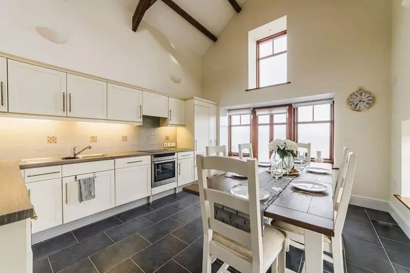 Kingsley Cottage - countryside retreat that welcomes dogs