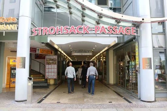 Strohsack Passage