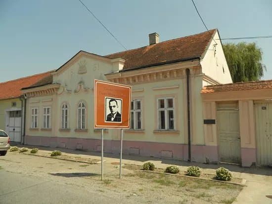 Galerija Slika "Sava Sumanovic" Sid