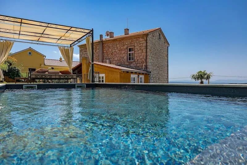A holiday home with a touch of luxury for an unforgettable vacation