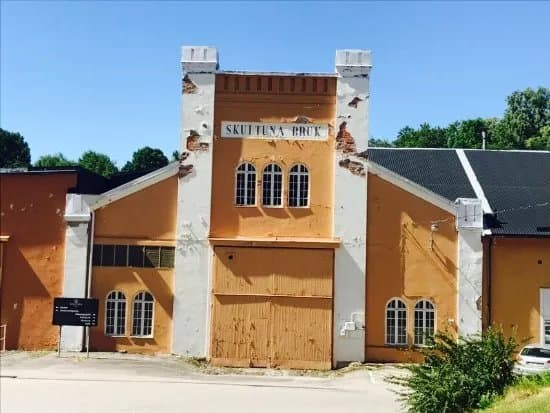 Skultuna Messingsbruk & Fabriksbutiker