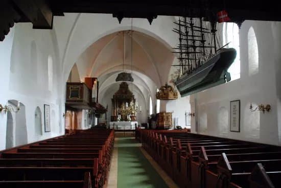 Dronninglund Kirke