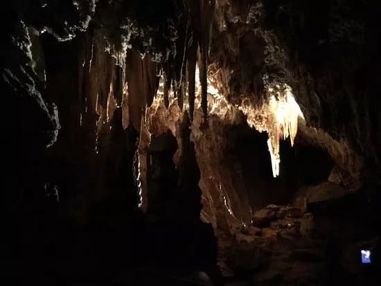 Grotte de Limousis