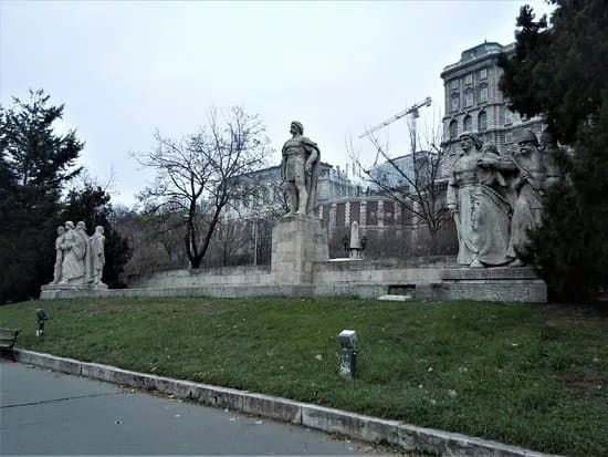 Gyorgy Dozsa Monument