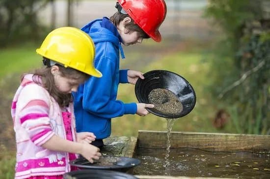 Glengowla Mines & Family Farm Experience