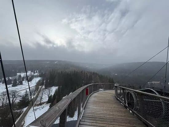 WIEZA SKY WALK