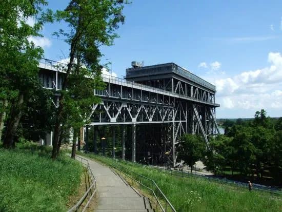 Boat Lift (Schiffshebewerk) Niederfinow