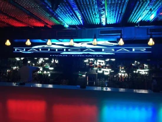 Nautica Bar