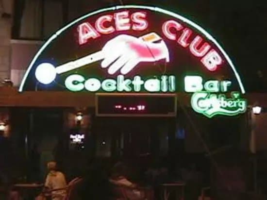 Aces Sports & Cocktail Bar