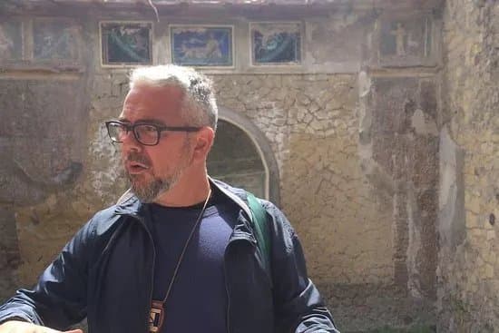 Archeologia a Napoli/Archaeology in Naples