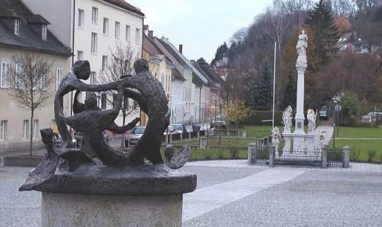 Brunnen am Wieserfeldplatz