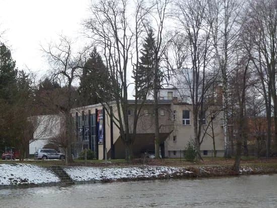HvEzdarna a planetarium